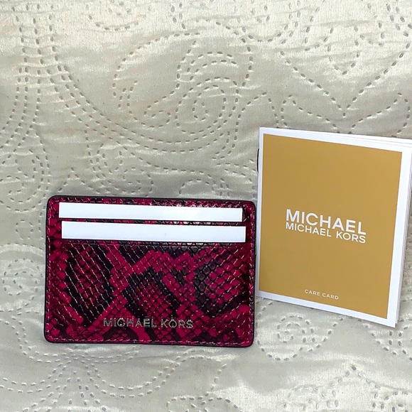 MICHAEL Michael Kors Handbags - Gorgeous NWT Michael Kors Jet Set Small Snake Embossed Card Case